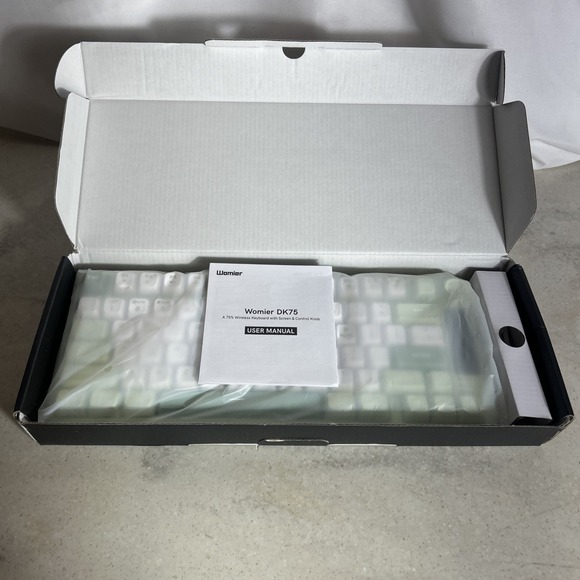 Womier DK75 75% Wireless Gaming Keyboard, RGB Backlit Creamy Keyboard Green - Picture 3 of 4